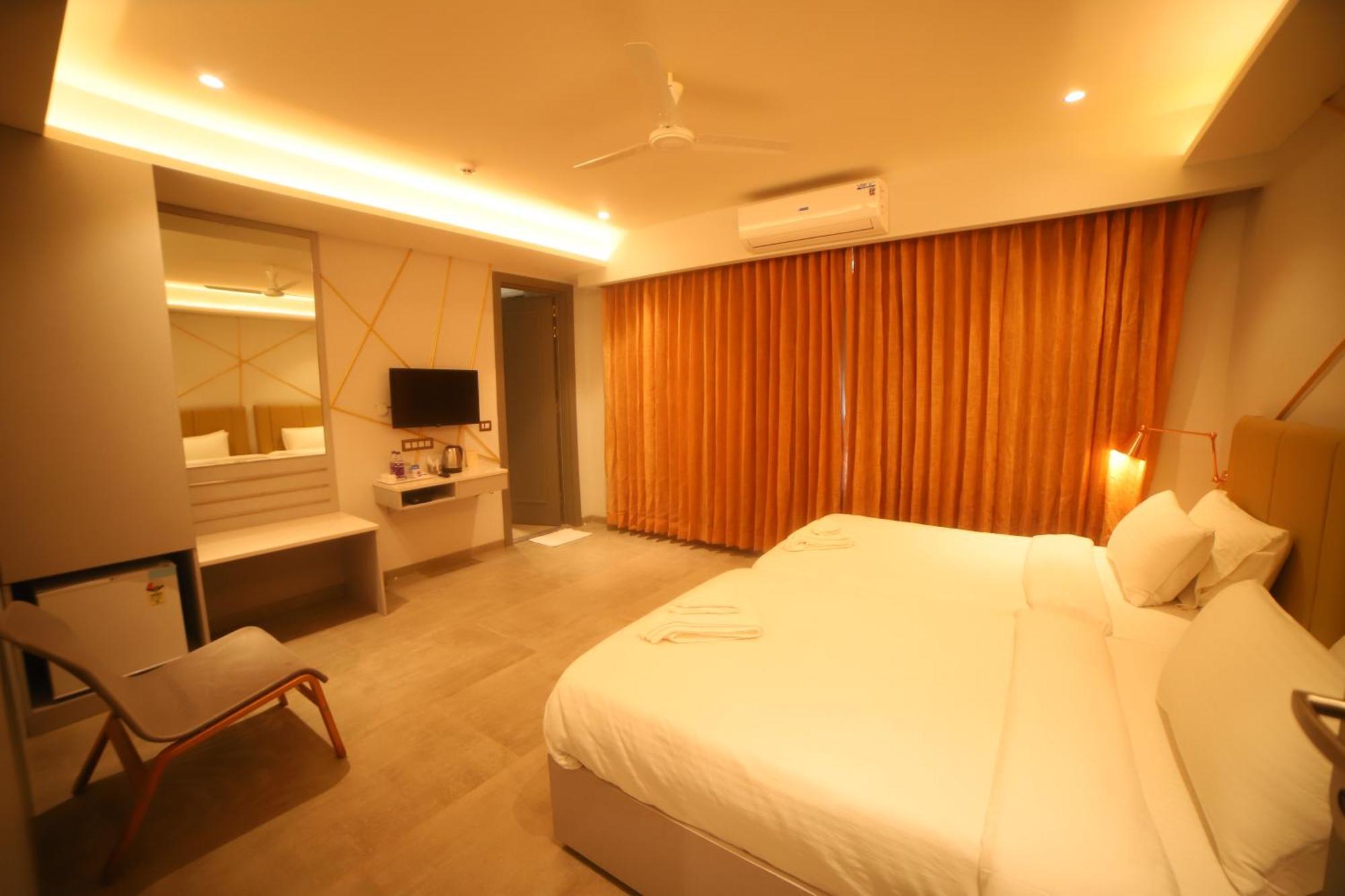 Hotel Waltair Abode Visakhapatnam