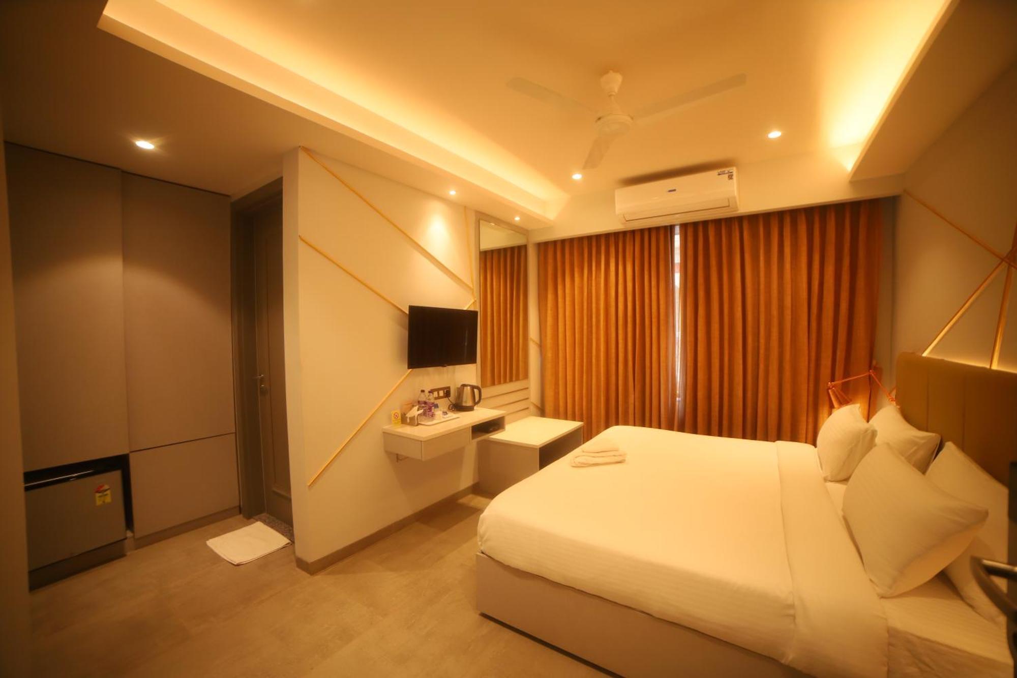 Hotel Waltair Abode Visakhapatnam