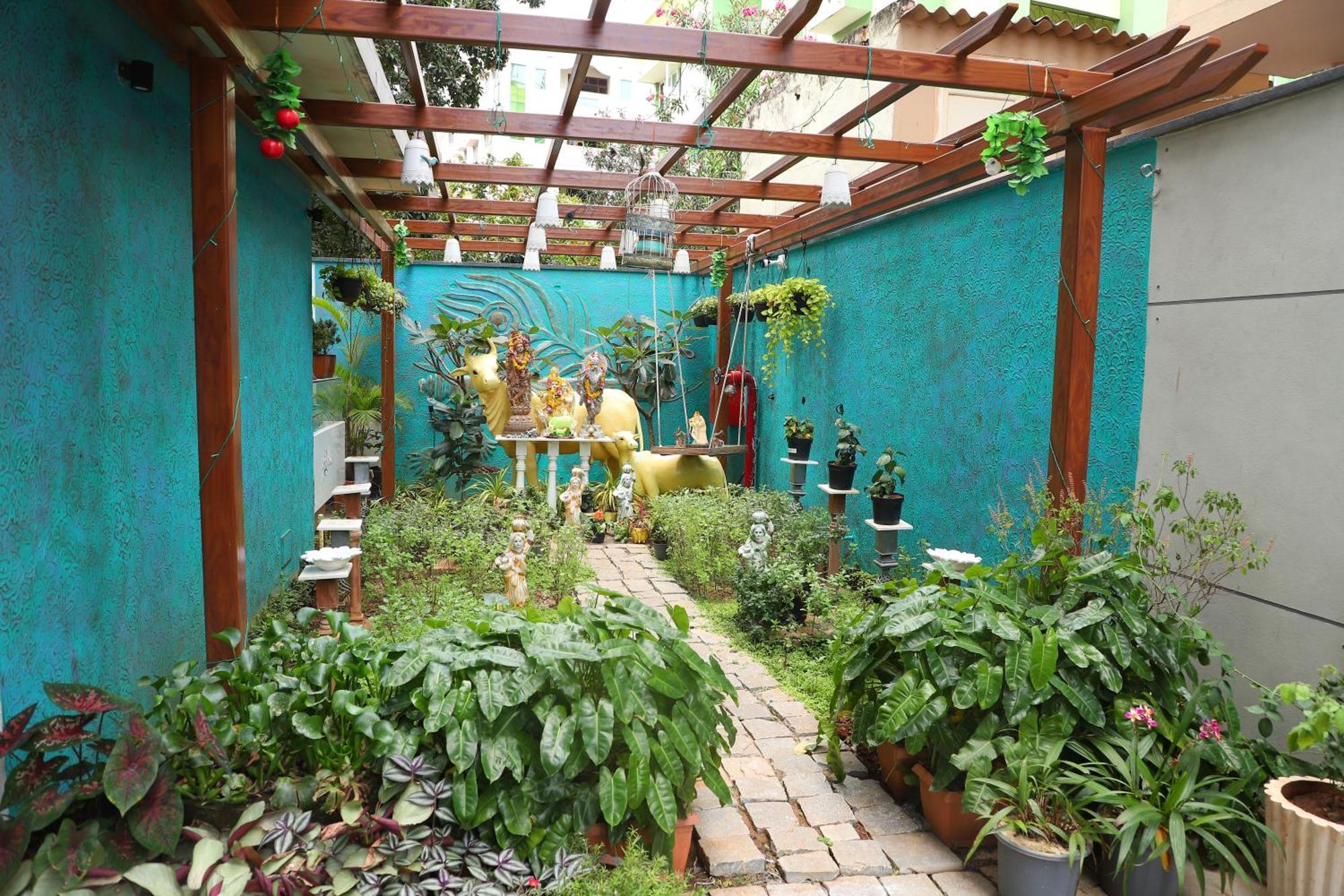 Waltair Abode 3*